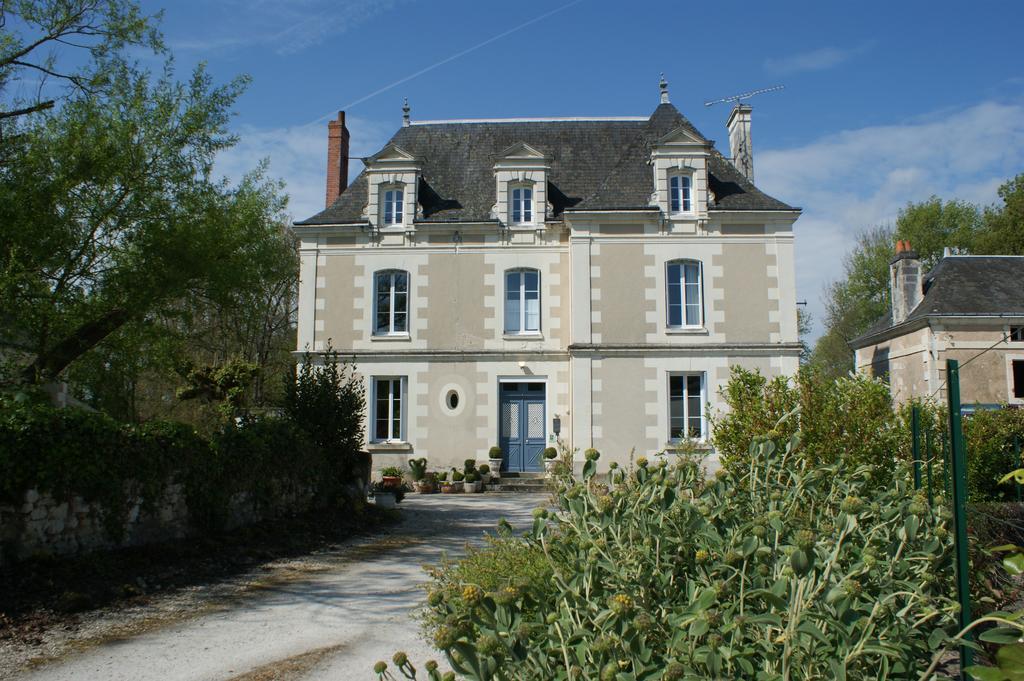Chambre D'Hote Moulin De L'Aumonier Beaulieu-les-Loches Exterior photo