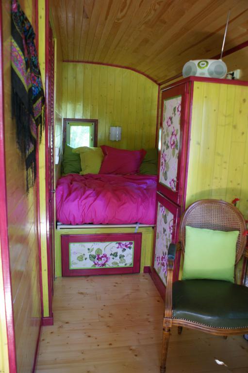 Chambre D'Hote Moulin De L'Aumonier Beaulieu-les-Loches Room photo